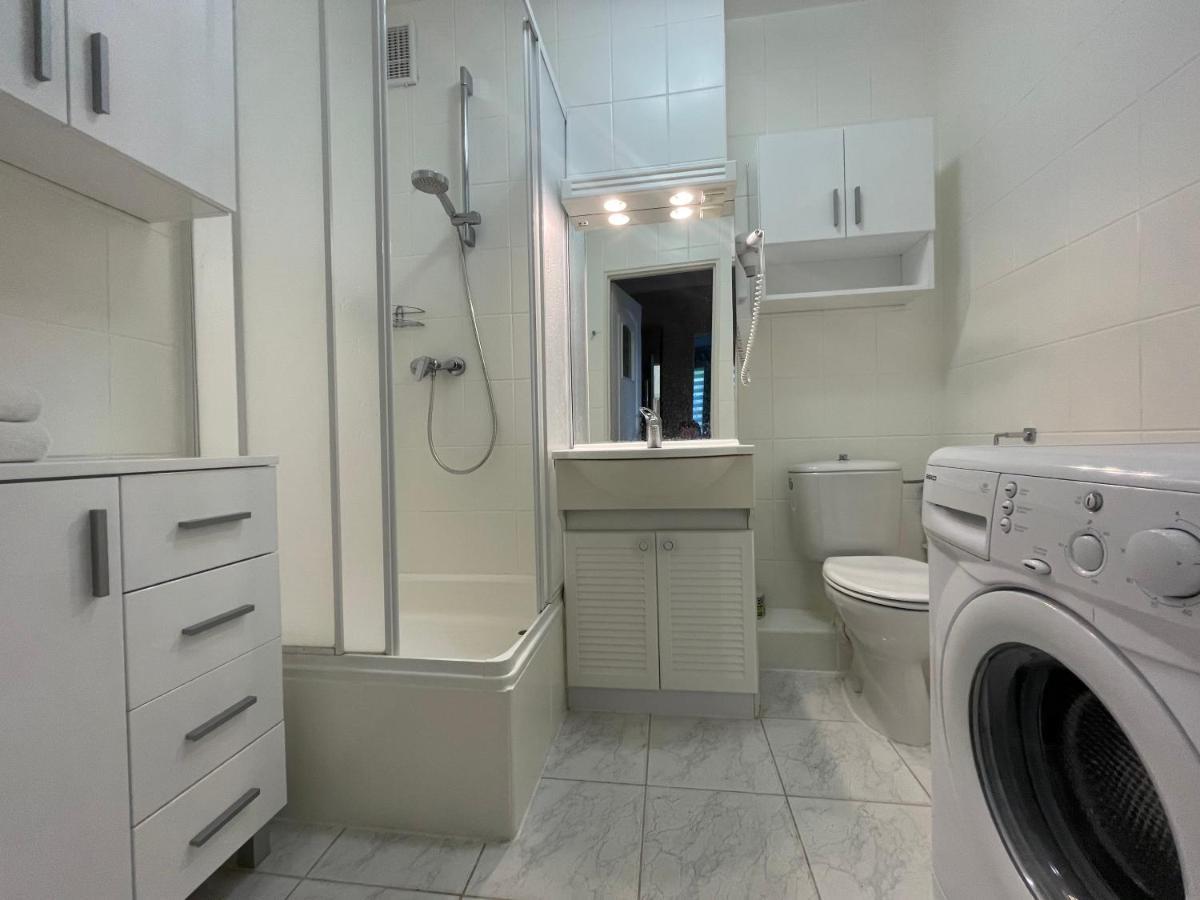 Wolin-Travel Apartament Dom Przy Parku Miedzyzdroje Luaran gambar