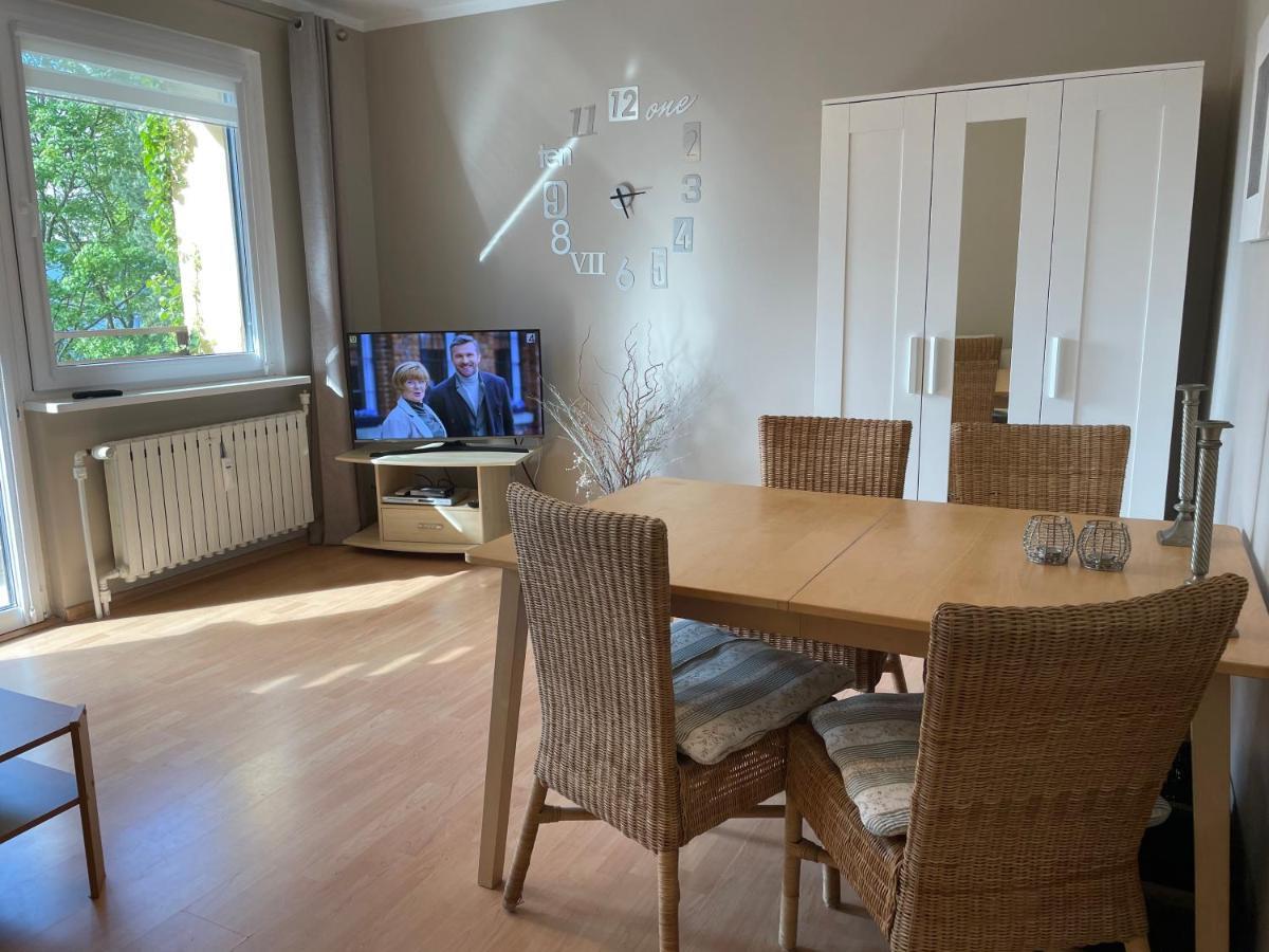 Wolin-Travel Apartament Dom Przy Parku Miedzyzdroje Luaran gambar