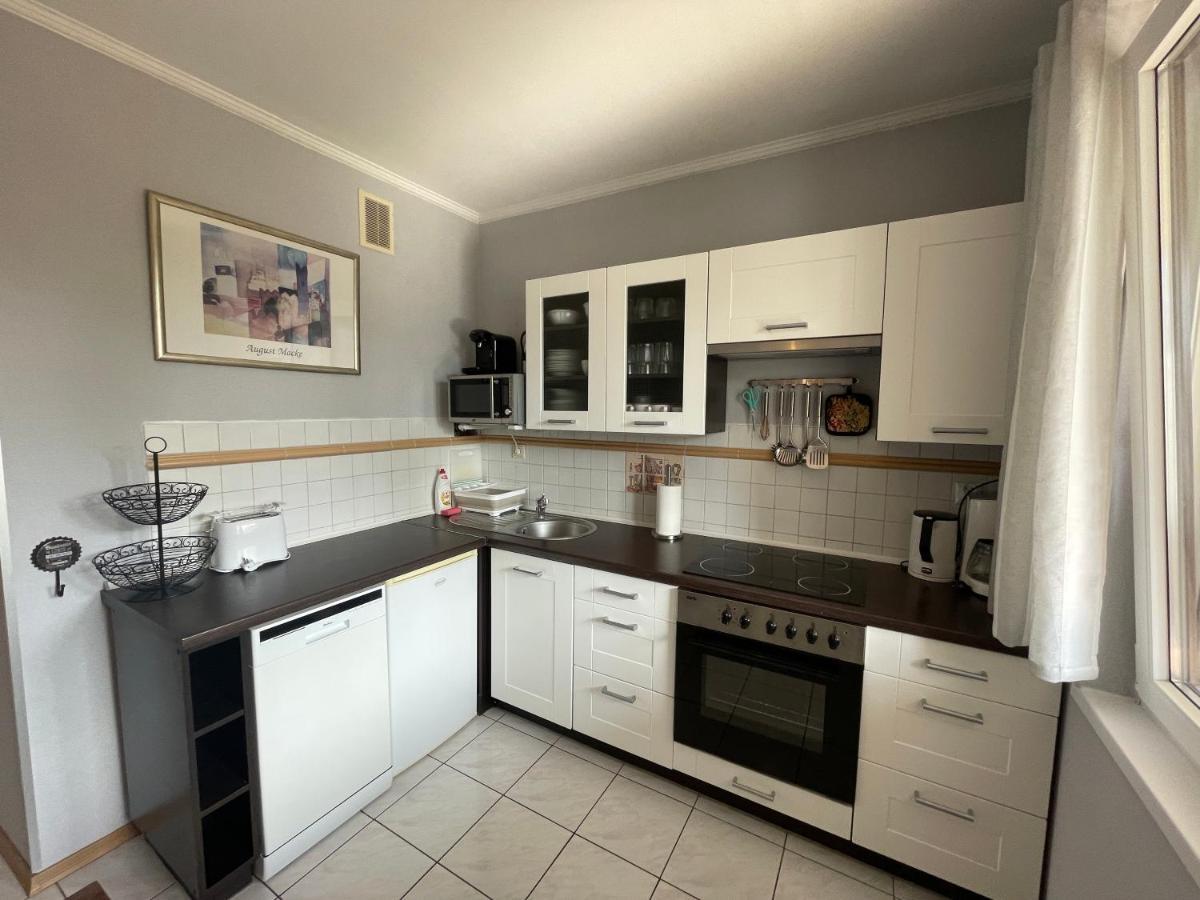 Wolin-Travel Apartament Dom Przy Parku Miedzyzdroje Luaran gambar