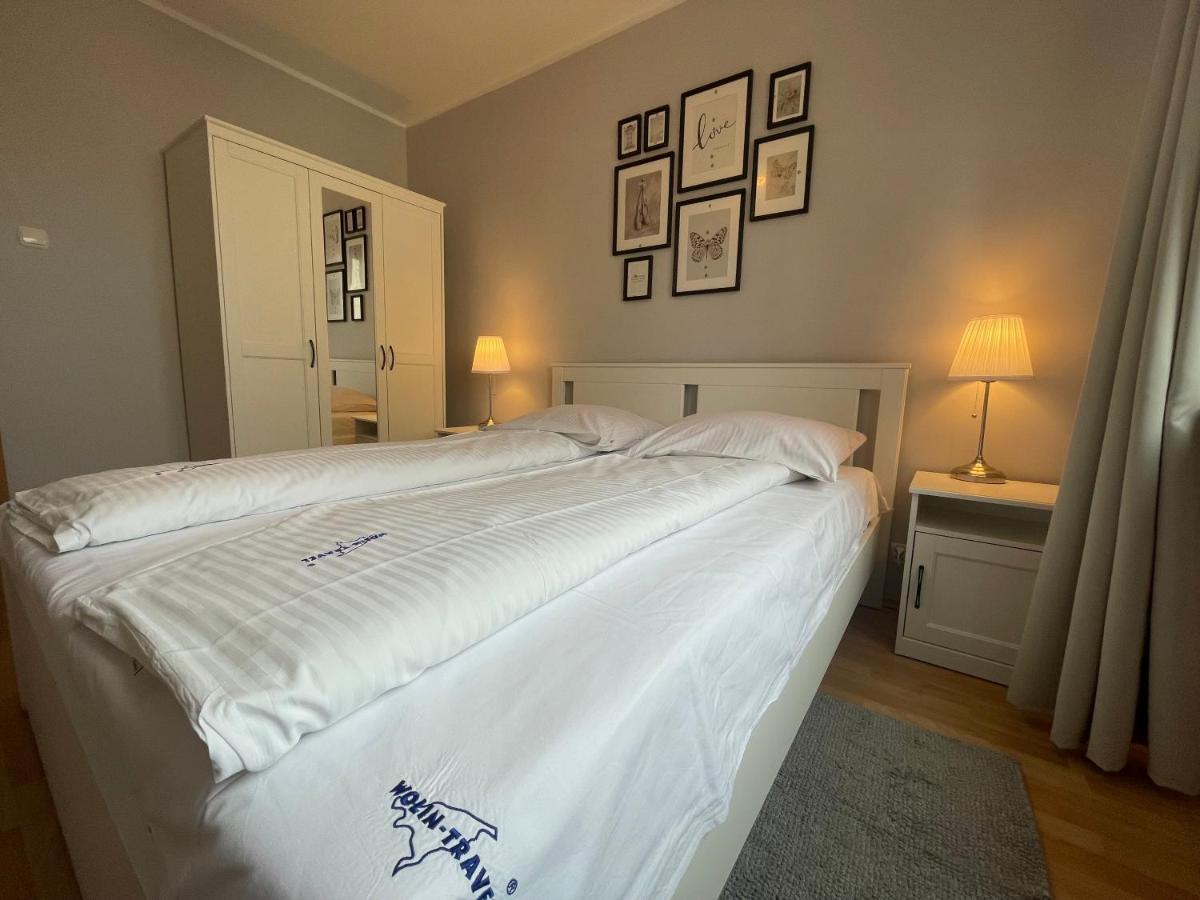 Wolin-Travel Apartament Dom Przy Parku Miedzyzdroje Luaran gambar