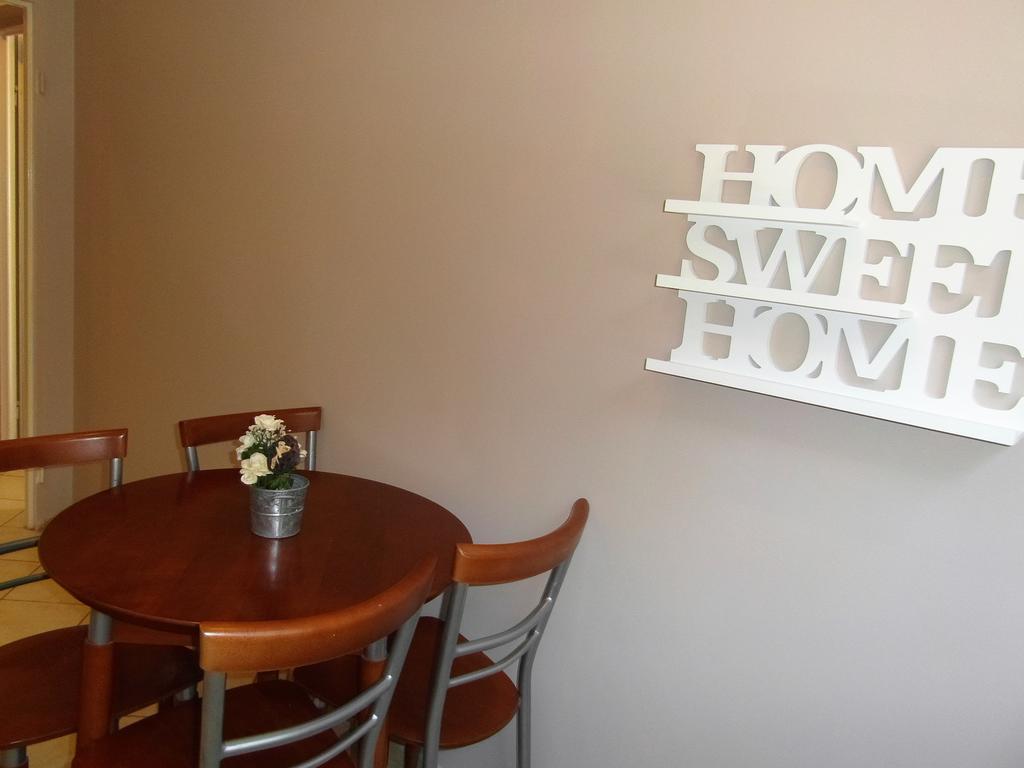 Wolin-Travel Apartament Dom Przy Parku Miedzyzdroje Luaran gambar