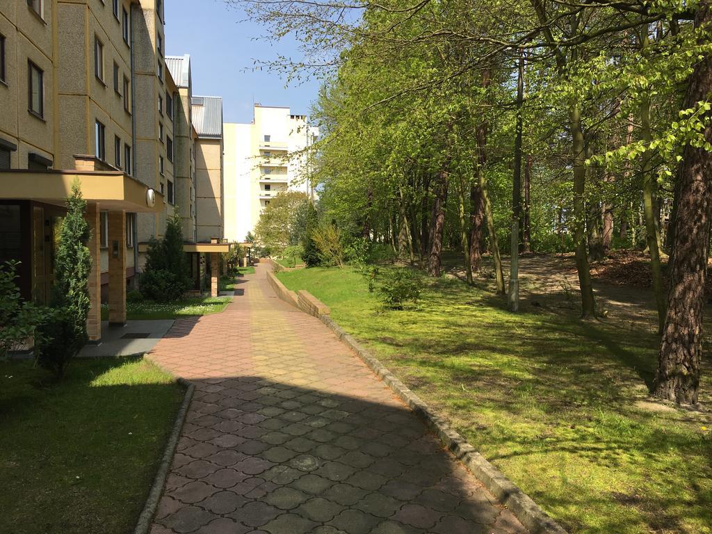 Wolin-Travel Apartament Dom Przy Parku Miedzyzdroje Luaran gambar