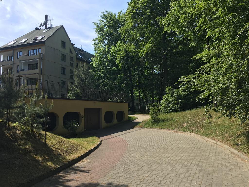 Wolin-Travel Apartament Dom Przy Parku Miedzyzdroje Luaran gambar